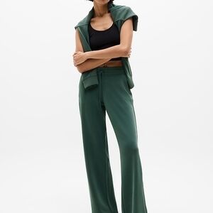 Seasoft Pants From Athleta!!